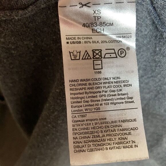 Banana Republic Sweater Size XS - Picture 5 of 6